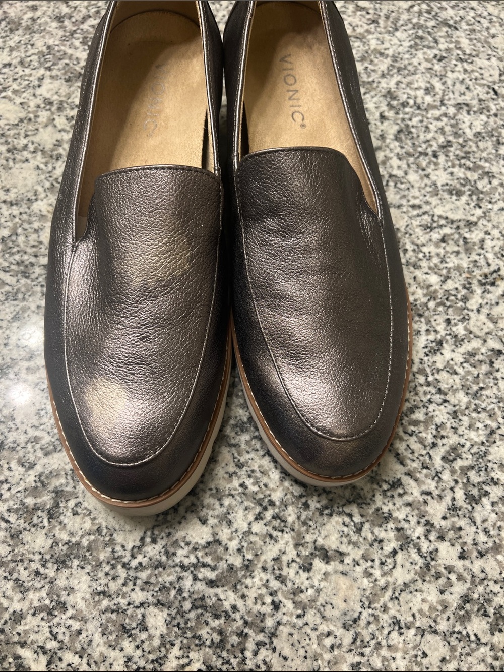 Vionic Kensley Loafers Metallic Pewter Slip-On Loafers Sz 9 lug-sole work - Picture 5 of 12
